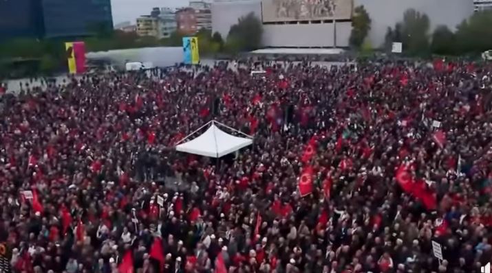 Protesta në Tiranë, Edi Rama: Zemra mal