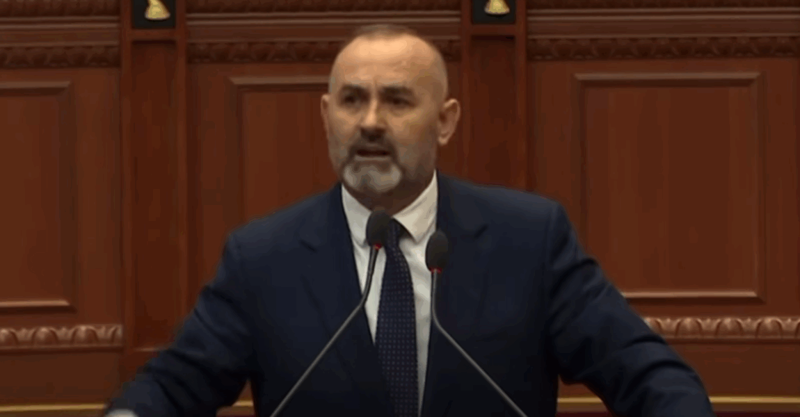 Ulsiu: Hashim Thaci, Kadri Veseli, Jakup Krasniqi dhe Rexhep Selimi janë Komandantët e UCK-së