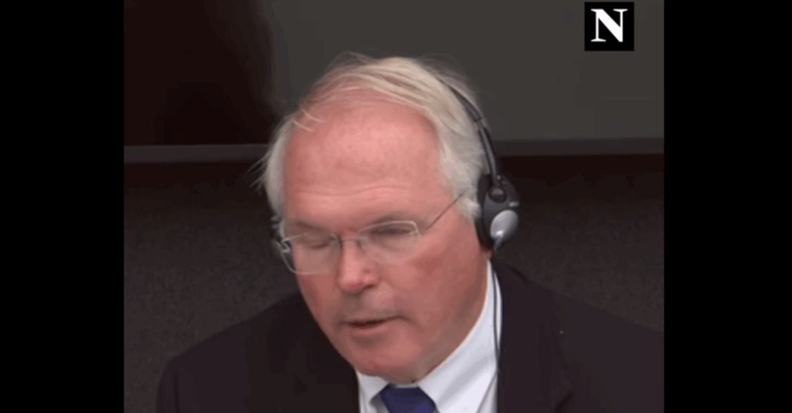 Hill: Gelbard e quajti UÇK-në “terroriste”, sikur e dha dritën jeshile për sulmin ndaj familjes Jashari