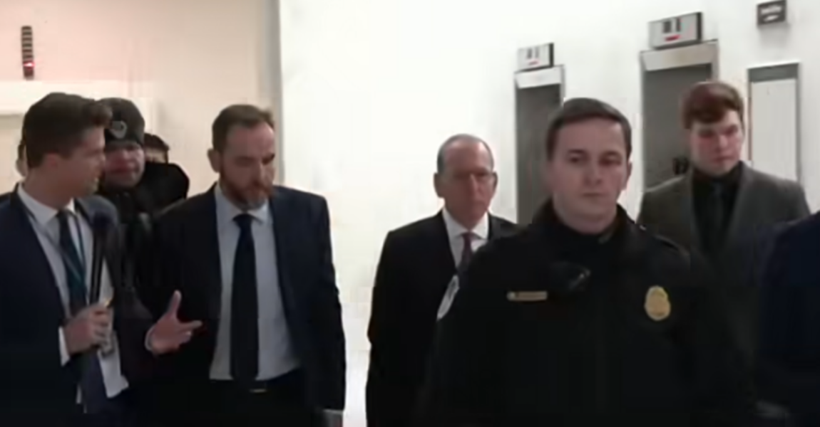 Jack Smith do të dëshmojë sot para Komitetit Gjyqësor të Dhomës së Përfaqësuesve të kongresit si i dyshuar.