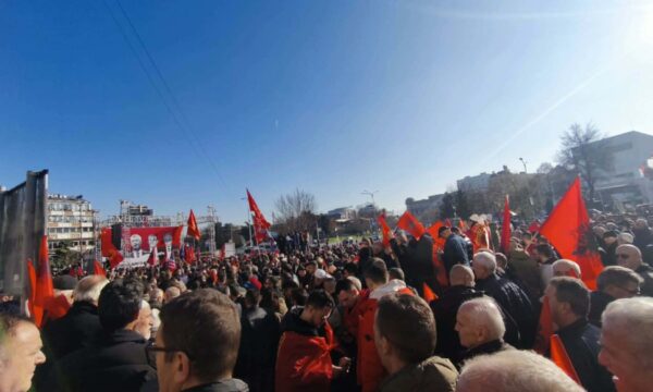Protesta kundër Hagës – a shkoi gjithçka qetë në tubimin e Shkupit?