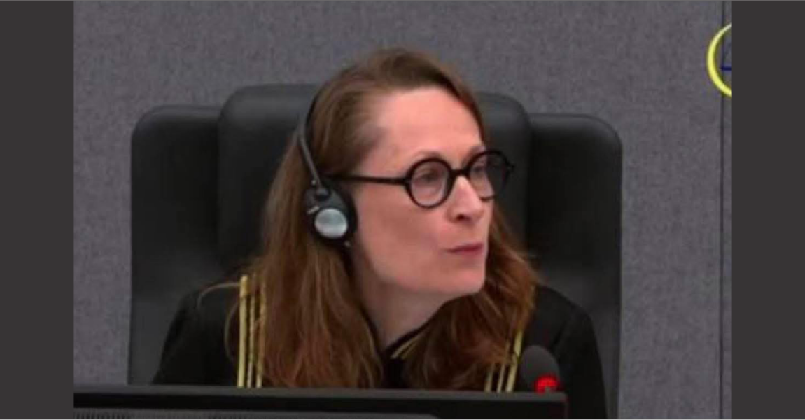 SKANDAL: Gjyqtarja franceze, ditën ia vazhdon paraburgimin Thaçit, e natën ia bën “like” fotografisë së Vuçiqit