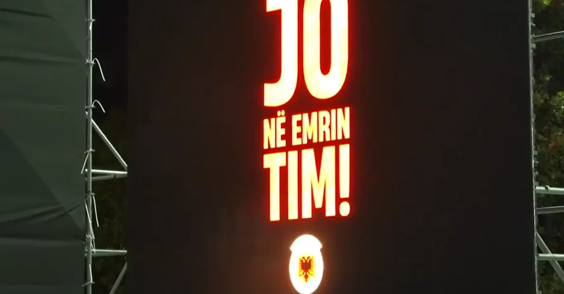 Nata e 17-të e protestës “Jo në emrin tim”, qytetarët mblidhen sërish në shesh