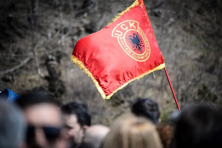 OVL-UÇK paralajmëron protestë të hënën para Kuvendit: Veteranëve dhe qytetarëve u është shterur durimi