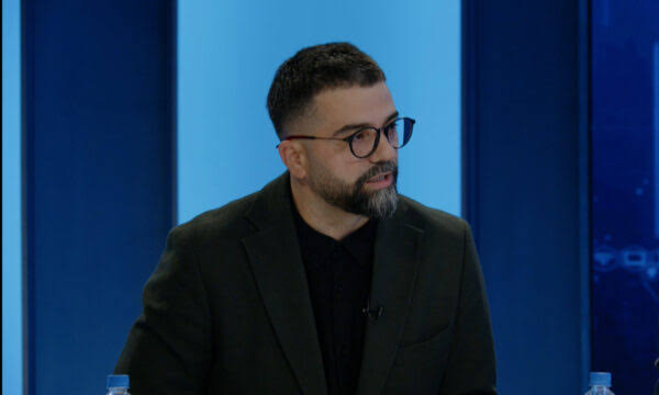 Arta Behrami: Bar Human Rights Committee of England and Wales (BHRC) dikur ka kritikuar gjykimet politike në Rusi dhe vendet totalitare.