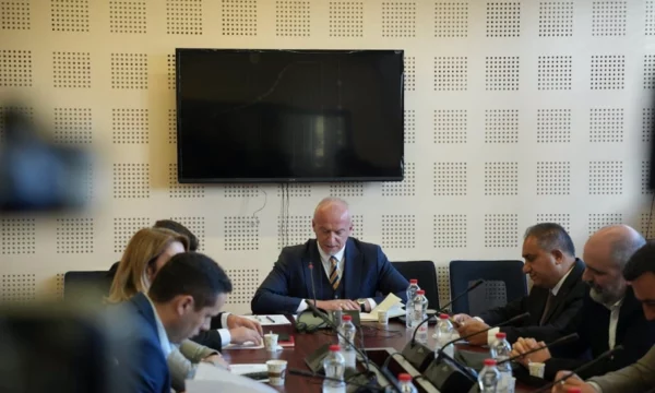 HAPI I PARË Komisioni për Legjislacion miraton ndryshimet në Ligjin për Specialen