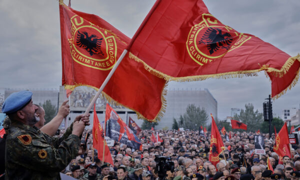 Ndërron ora e protestës pas caktimit të seancës, veteranët: UÇK na bashkon, shihemi në ora 9:00 para Kuvendit